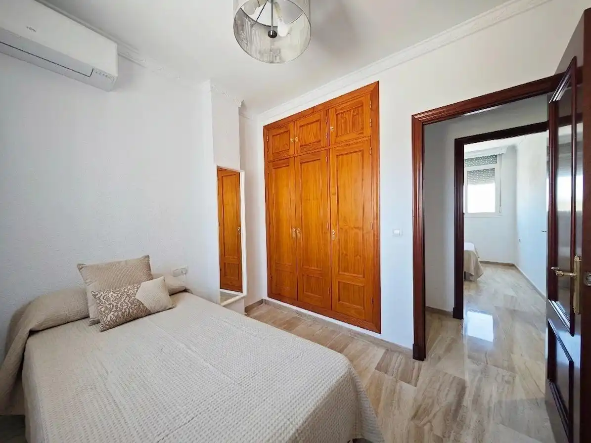 Habitación de Piso en venta en Chiclana de la Frontera con Aire acondicionado y Terraza