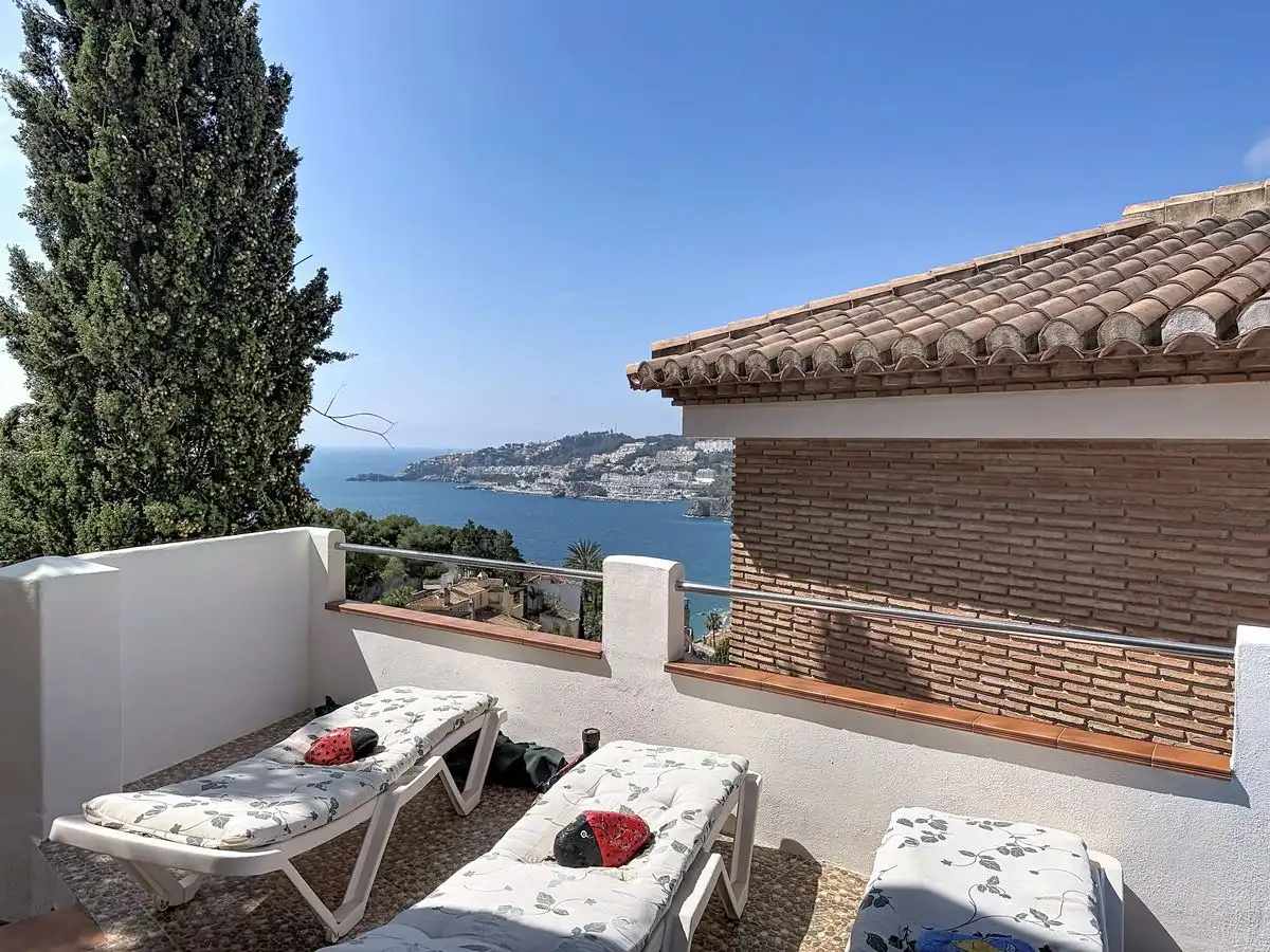 Villa con piscina in vendita a COTOBRO, imagen 7