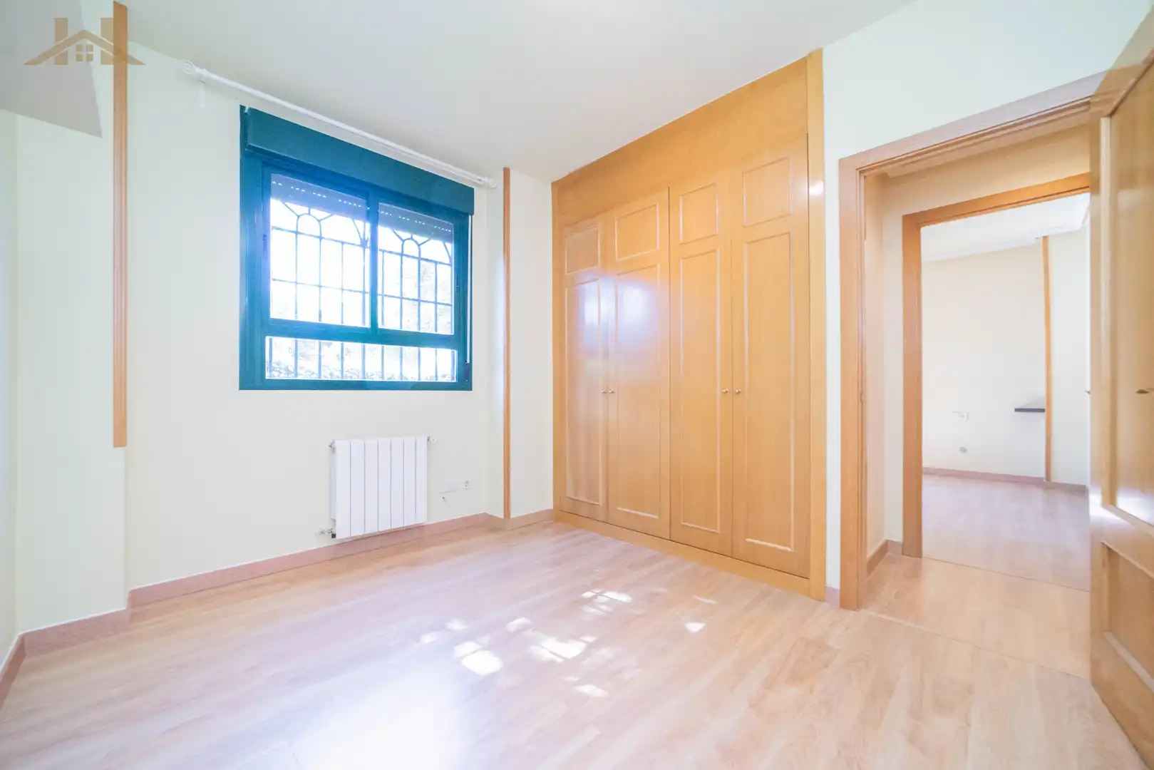Habitación de Piso en venta en Boadilla del Monte con Aire acondicionado, Calefacción y Jardín privado