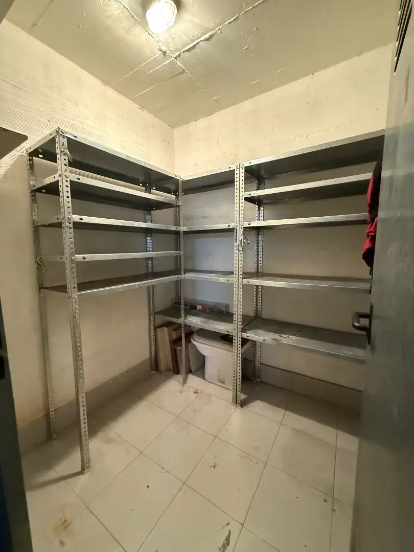 Flat for sale in Oeste