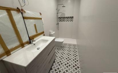 Bany de Pis en venda en Barakaldo  amb Calefacció