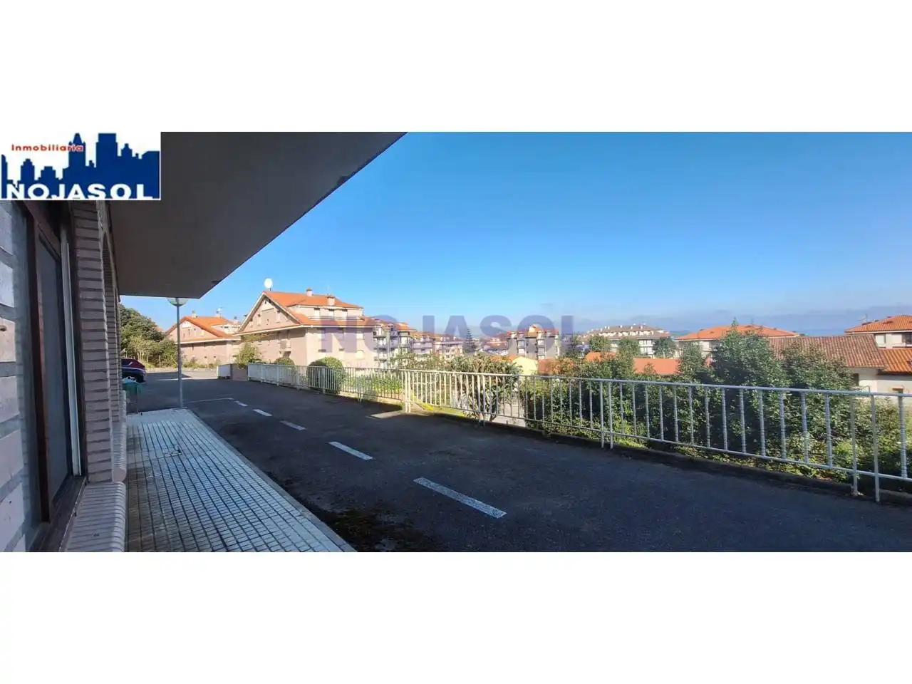 Vista exterior de Apartament de lloguer en Noja amb Calefacció, Terrassa i Moblat