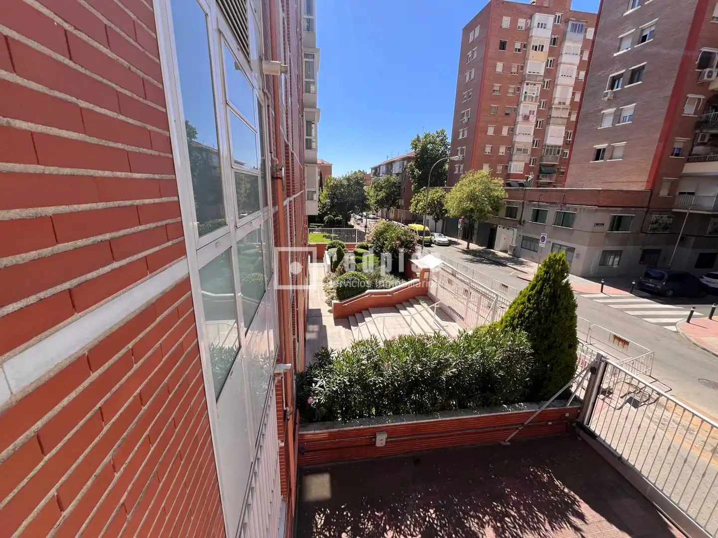 Exterior view of Flat for sale in Madrid  with Air Conditioner, Heating and Private garden