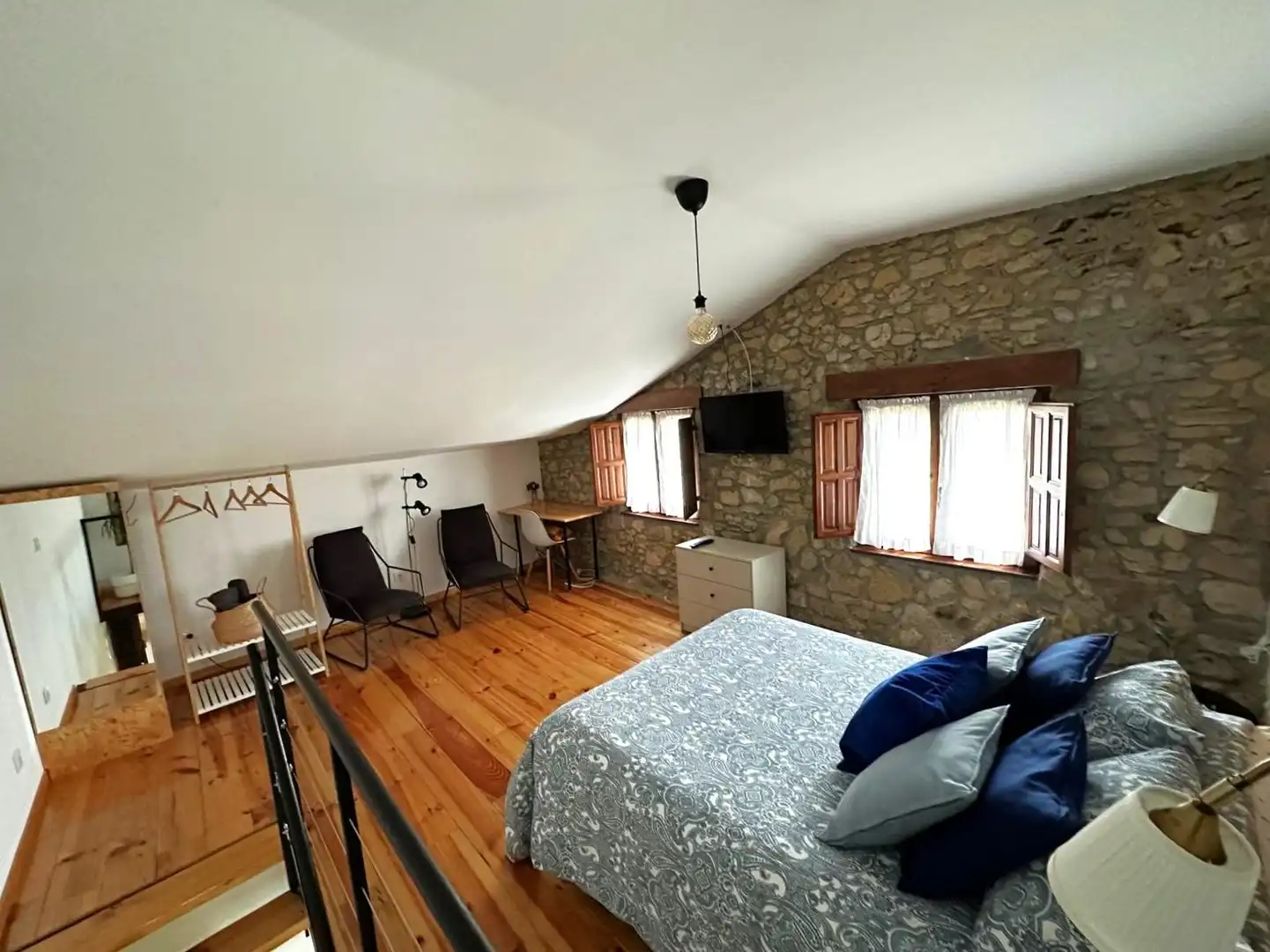 Bedroom of Houses for rent in Oviedo   with Heating, Terrace and Furnished