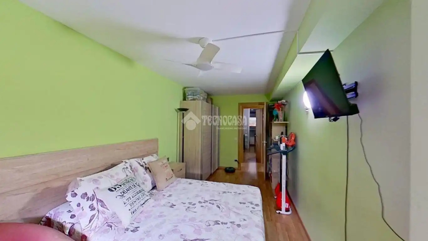 Bedroom of Flat for sale in Manresa