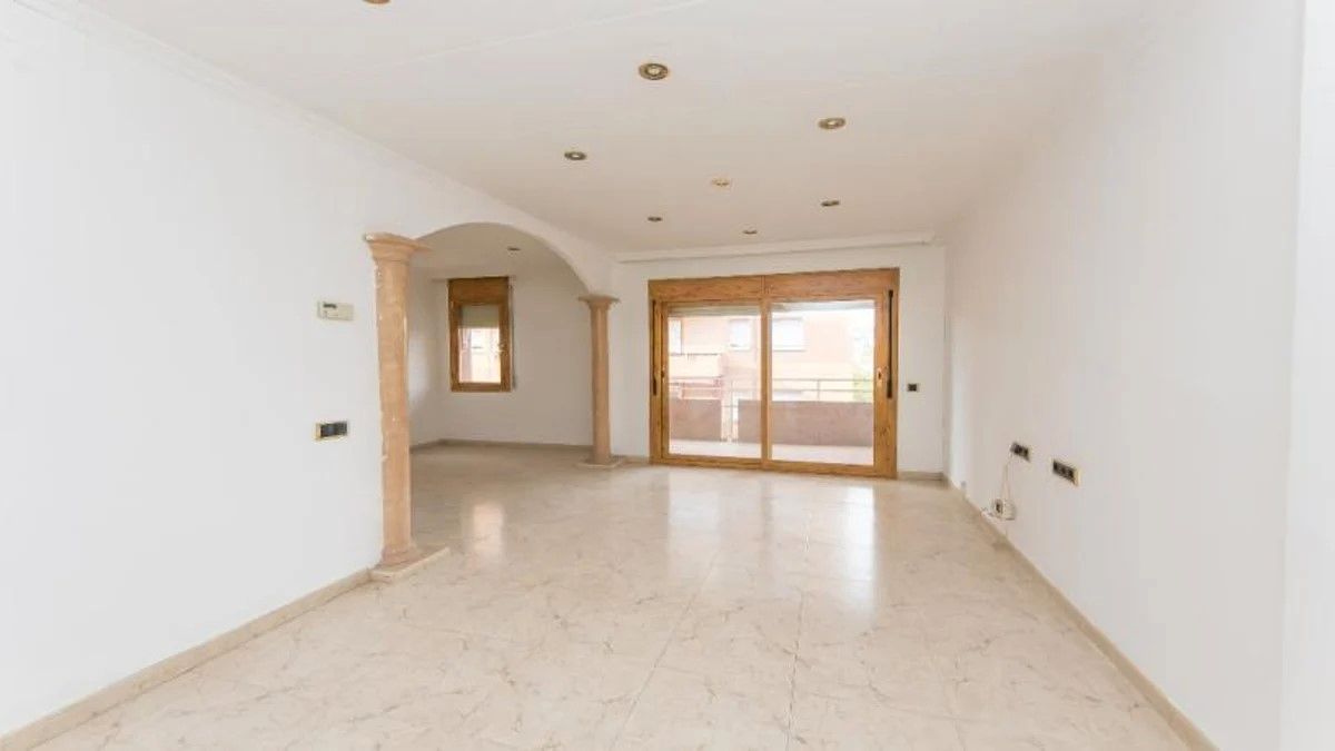 Pis en venda en Canovelles