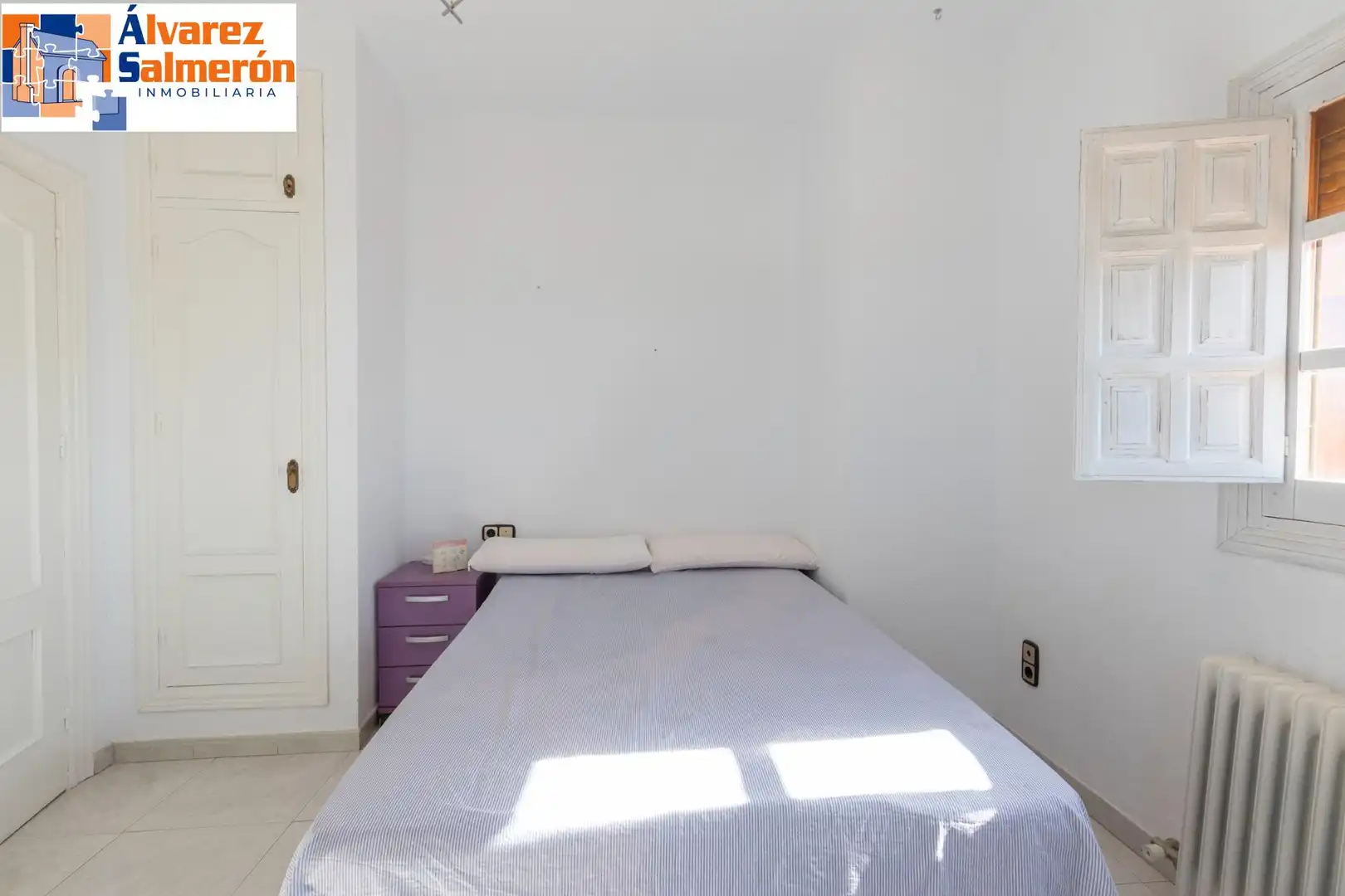 Habitación de Casa o chalet en venta en Altos de la Zubia