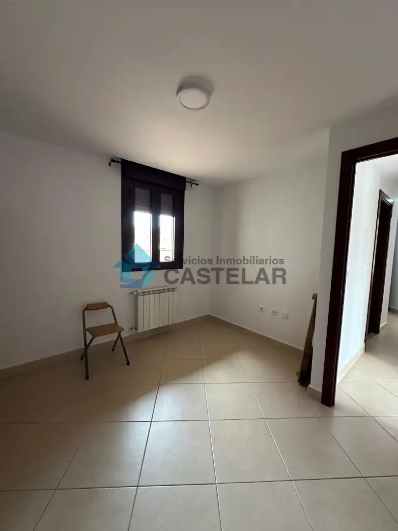 Wohnung zum Verkauf in Oliva de la Frontera mit Möbliert
