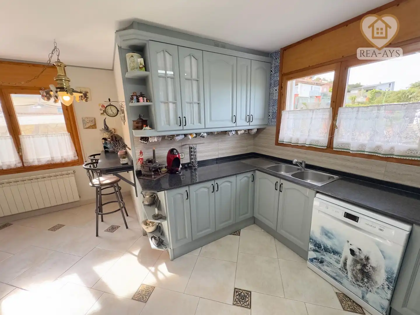 Cocina de Casa o chalet en venta en Vallirana con Calefacción, Jardín privado y Terraza