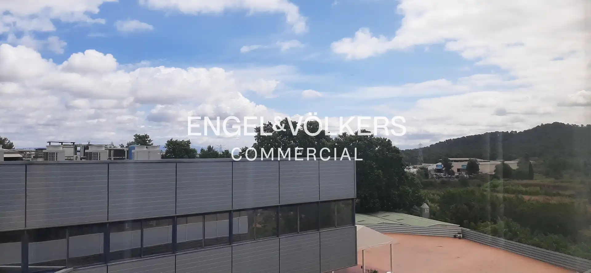Exterior view of Office for sale in Sant Cugat del Vallès