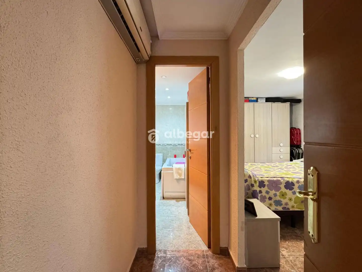 Bedroom of Flat for sale in Paterna  with Air Conditioner and Terrace