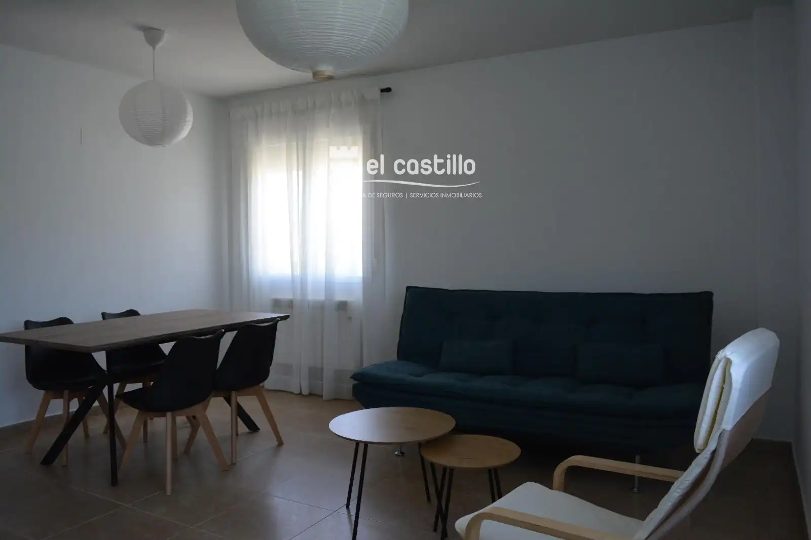 Sala d'estar de Pis de lloguer en Sotillo de la Adrada amb Aire condicionat, Calefacció i Terrassa