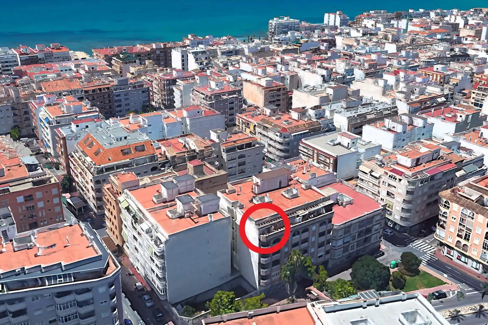 Vista exterior de Àtic en venda en Torrevieja amb Aire condicionat, Calefacció i Terrassa