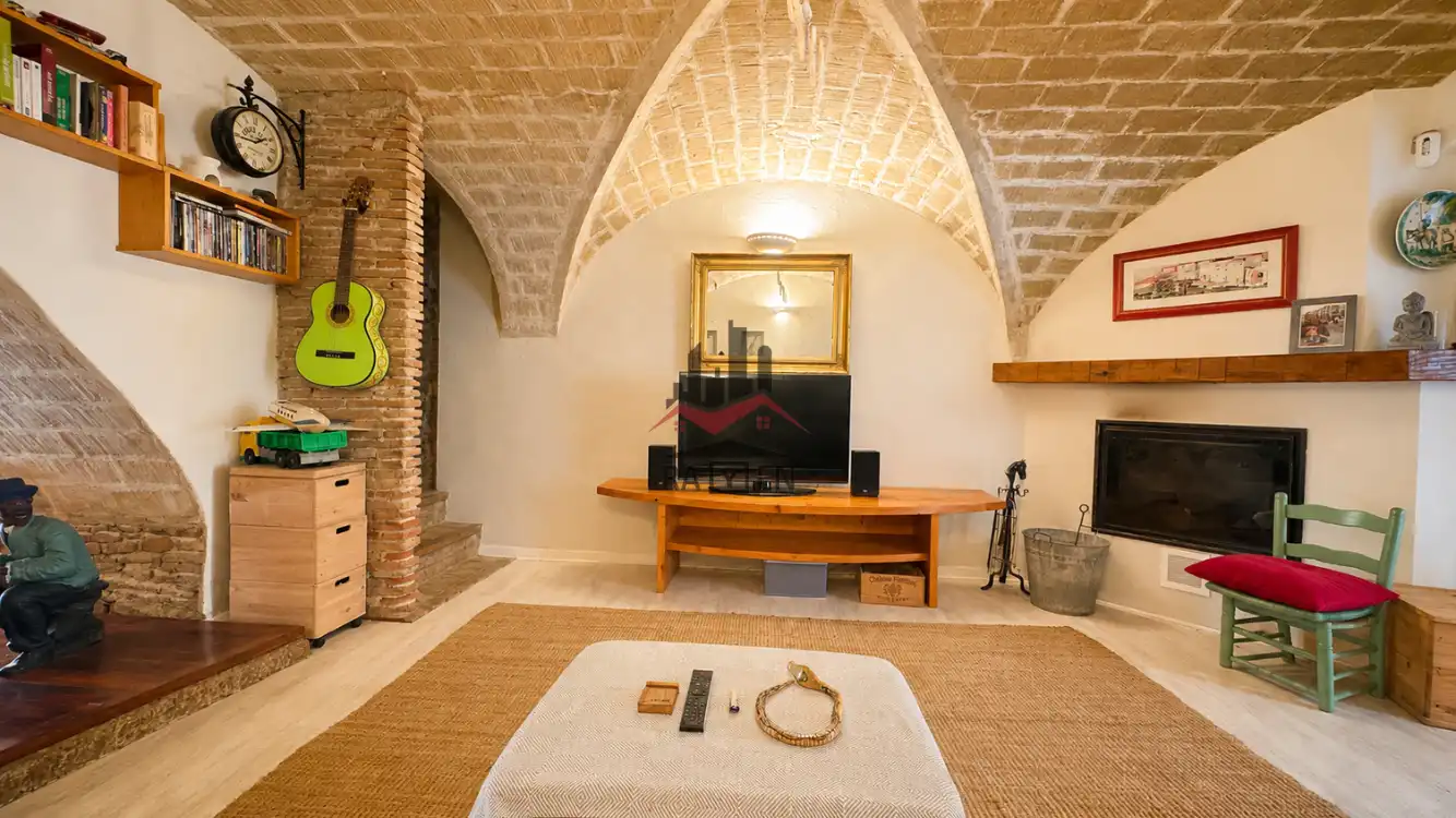 Sala de estar de Finca rústica en venta en Cabanes (Girona) con Calefacción