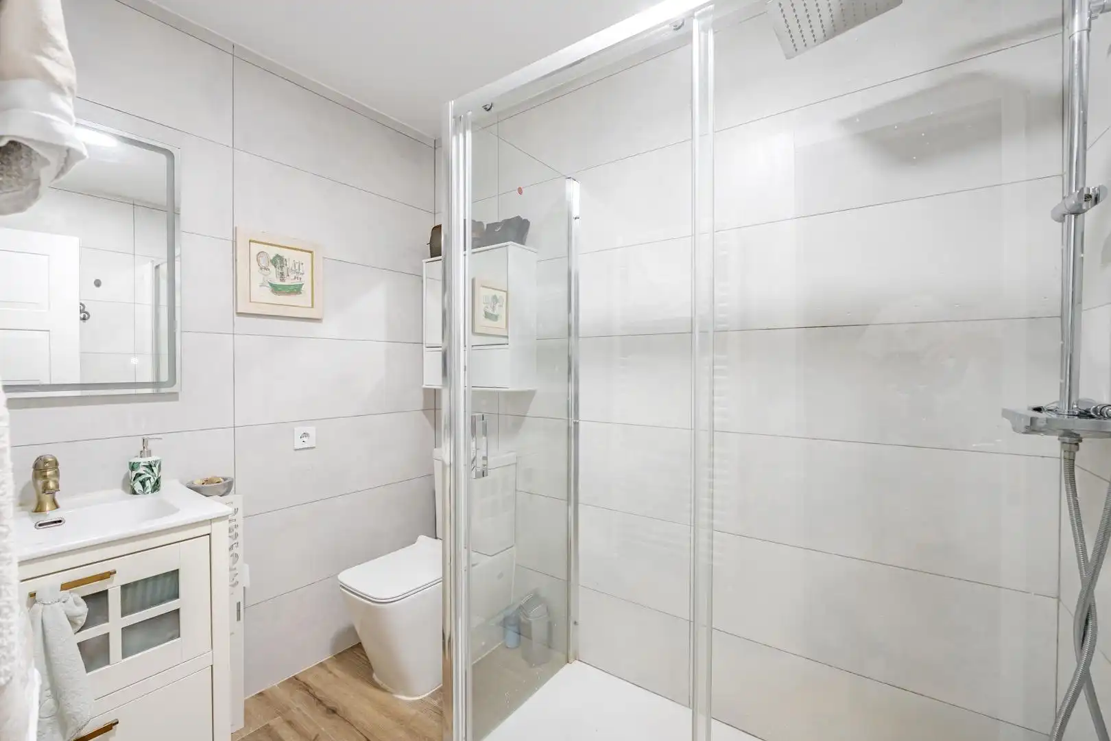 Bathroom of Houses for sale in Valdemorillo  with Heating, Private garden and Terrace
