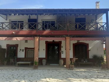 Xalet amb piscina en venda a Alzabares