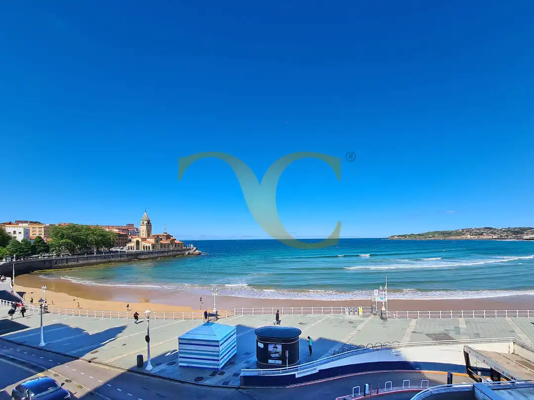 Pis en venda en Gijón  amb Calefacció i Terrassa