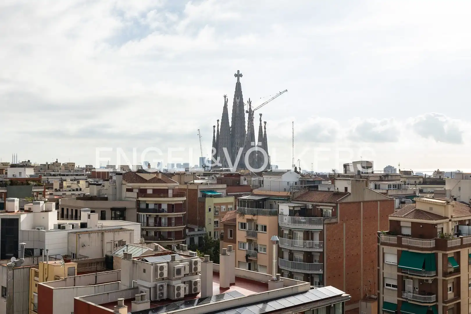 Vista exterior de Ático en venta en Gràcia