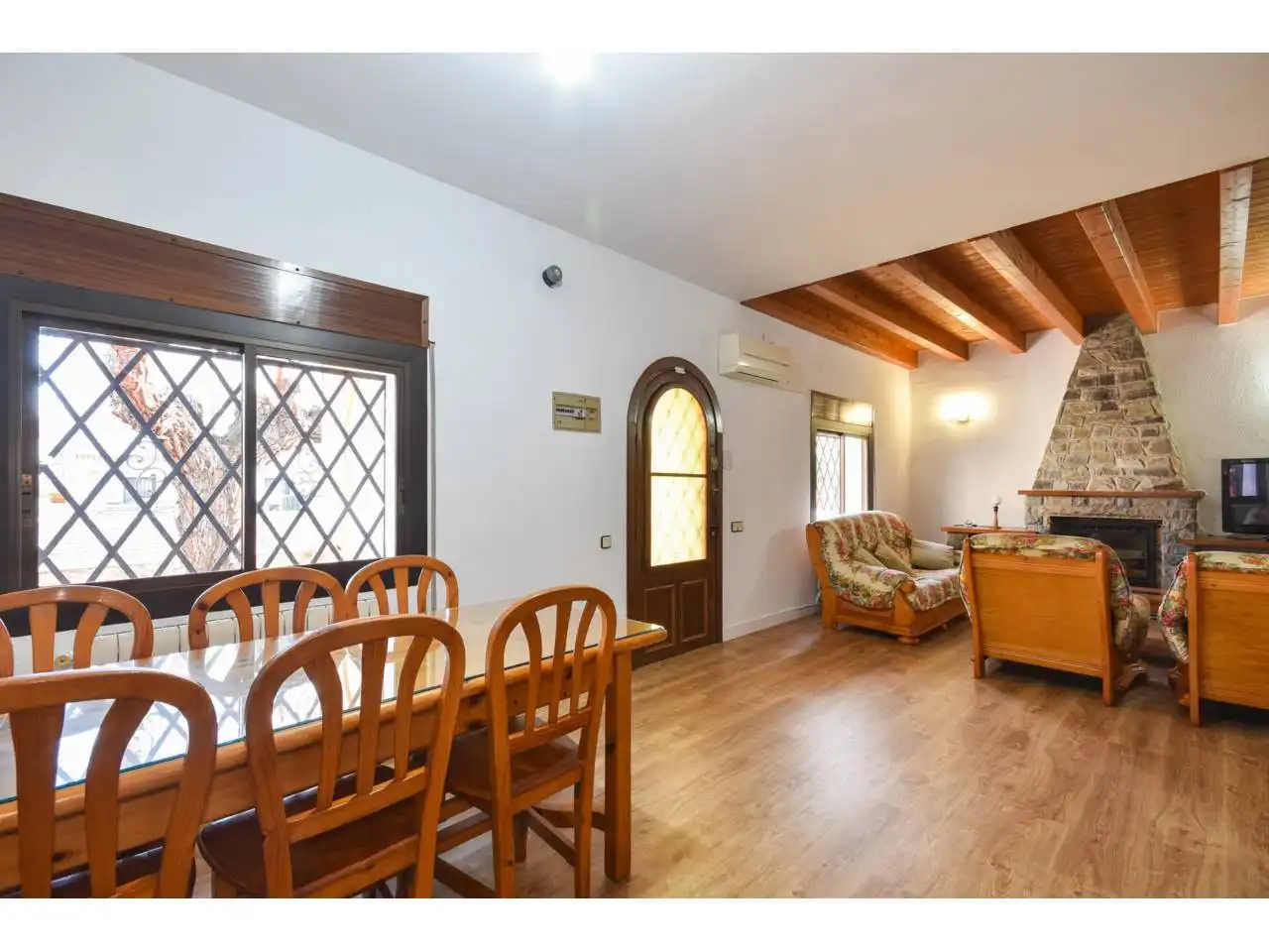 Casa o chalet en venta en Santa Perpètua de Mogoda con Aire acondicionado, Calefacción y Jardín privado