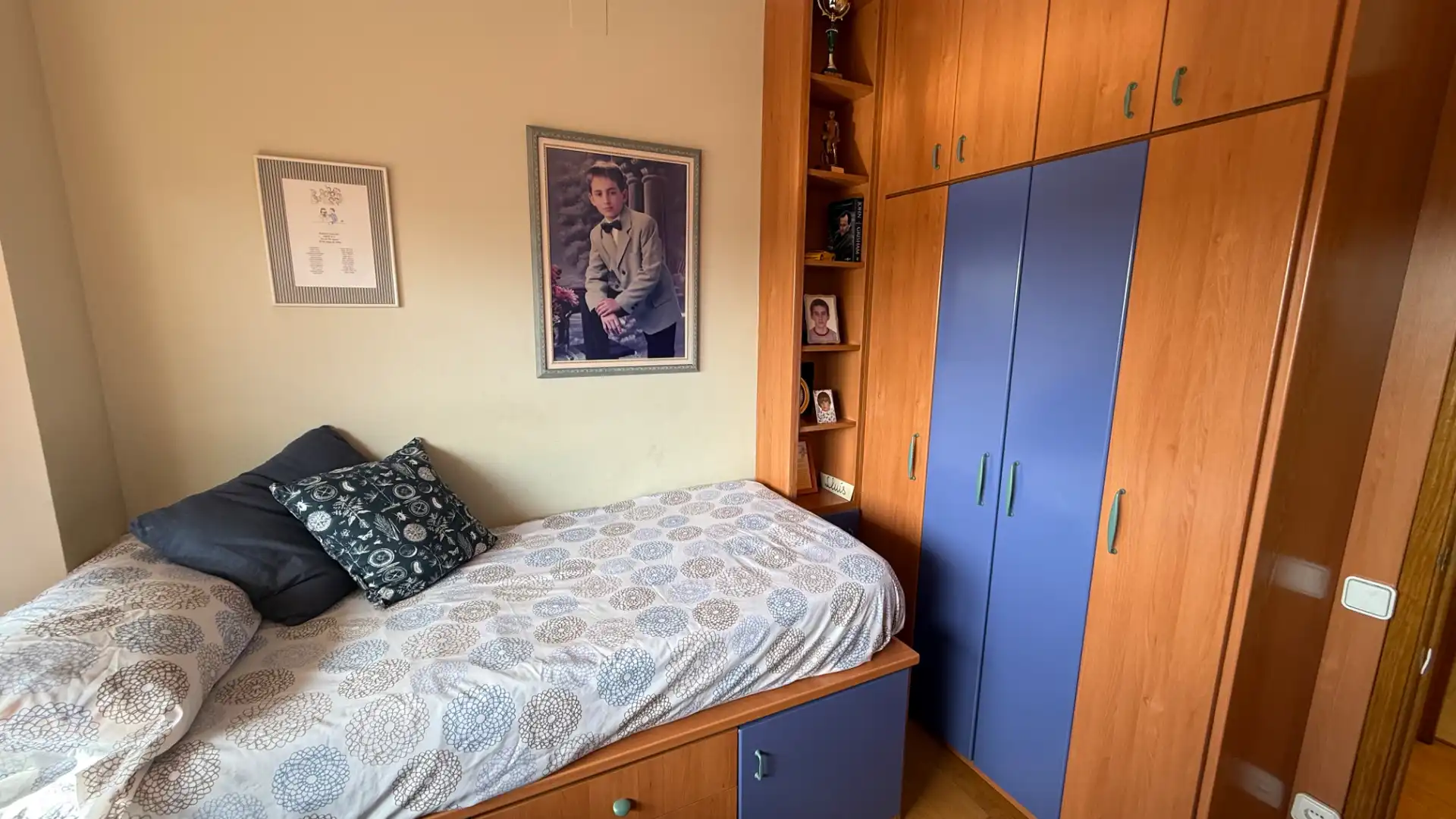 Bedroom of Flat for sale in Barcelona  with Air Conditioner, Heating and Parquet flooring