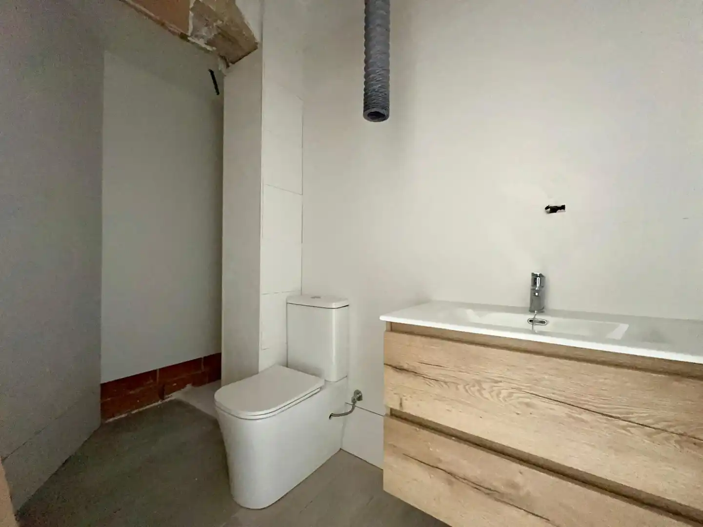 Bany de Pis en venda en Almenara amb Balcó
