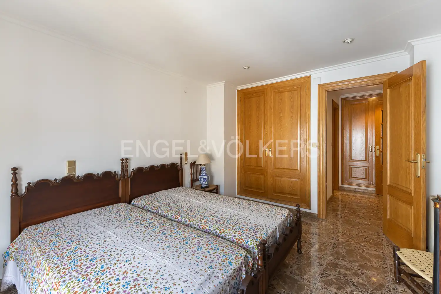 Piso con terraza en alquiler en Calle Sant bernat i les germanes, imagen 14