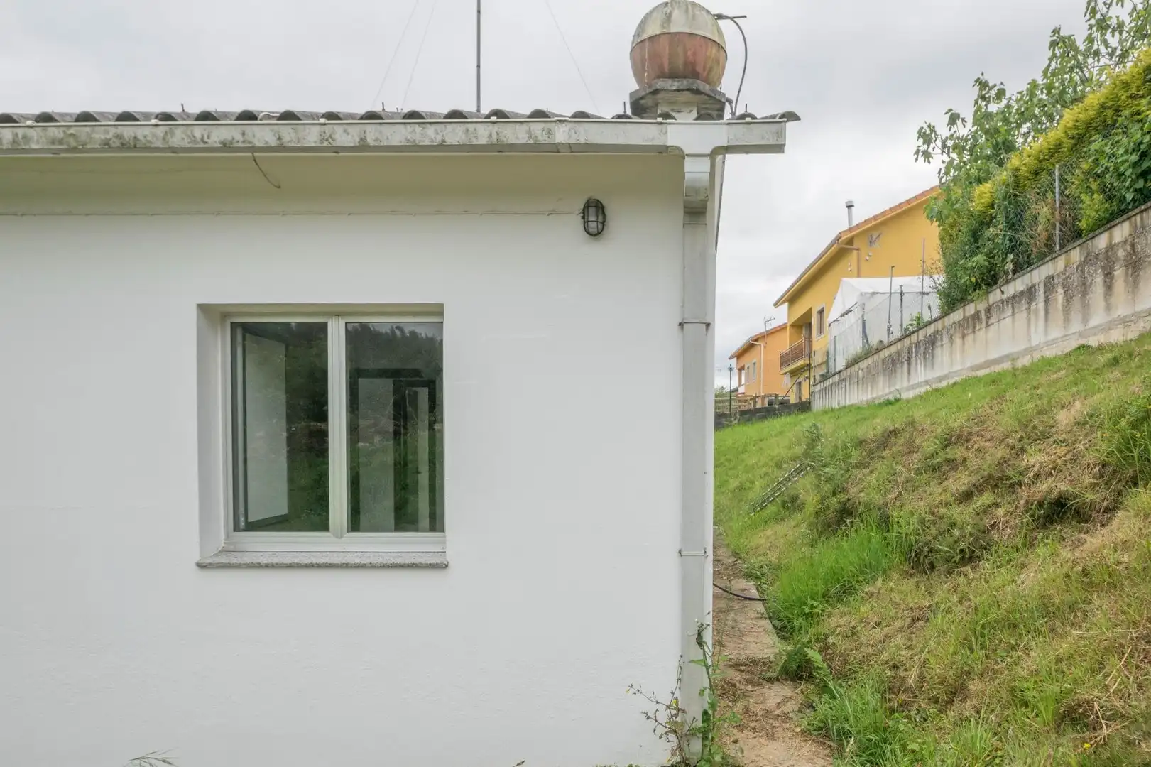 Vista exterior de Casa o chalet en venta en Carral con Jardín privado y Parquet