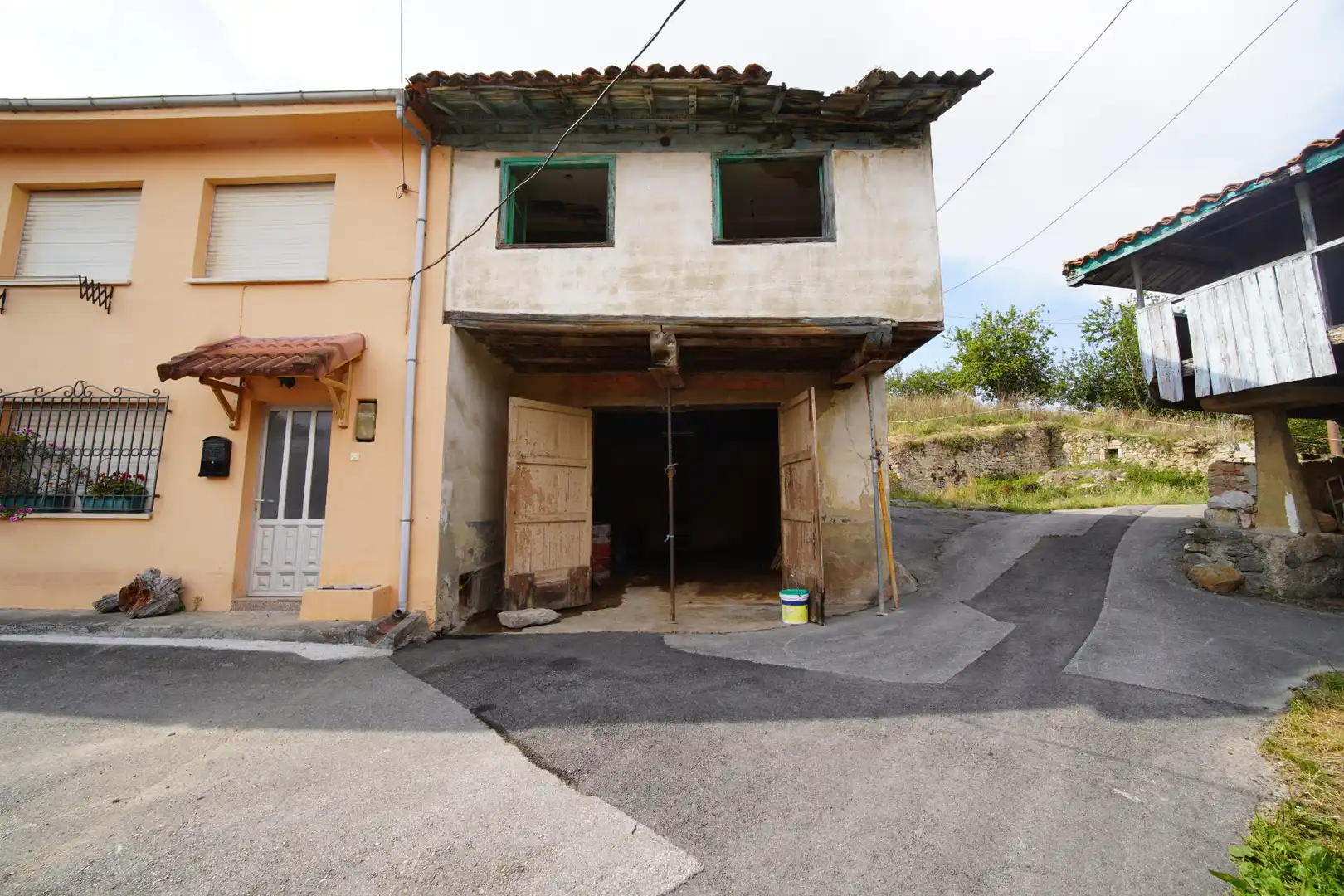 Vista exterior de Casa adosada en venta en Illas con Terraza y Trastero