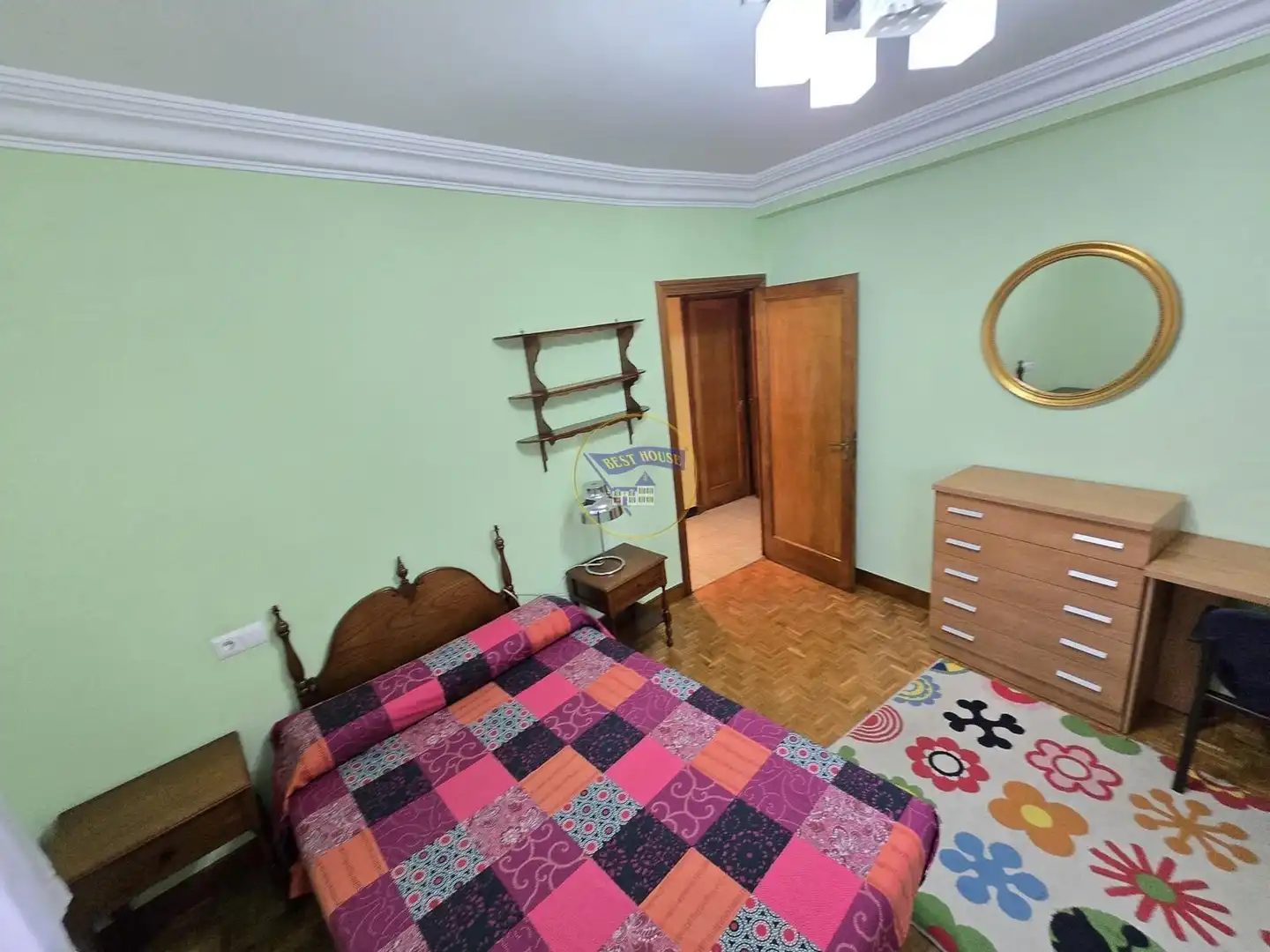 Flat for rent in Calle XOSE BAR BOO, Plaza Industria