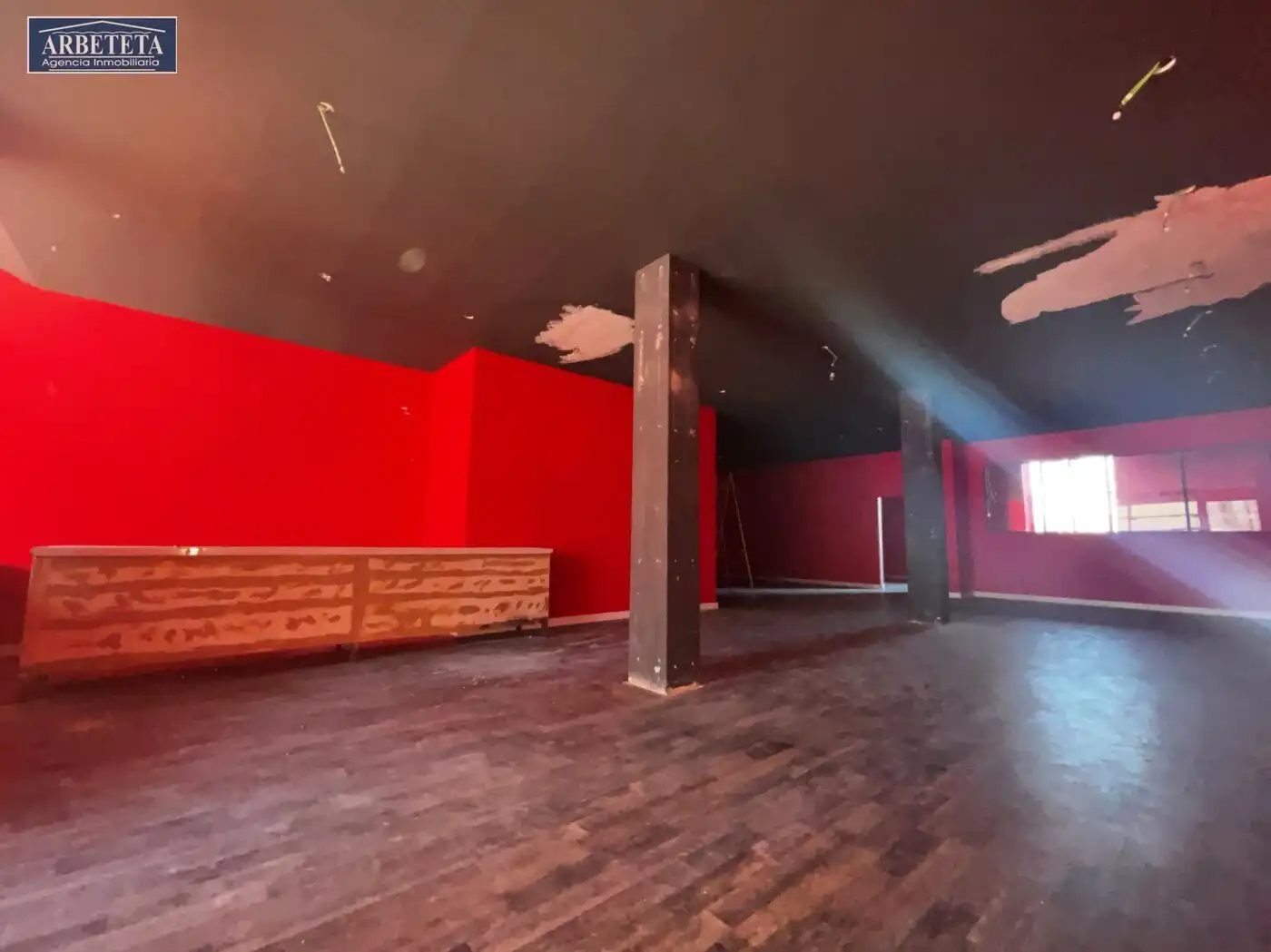 Local comercial de lloguer a Casco Histórico