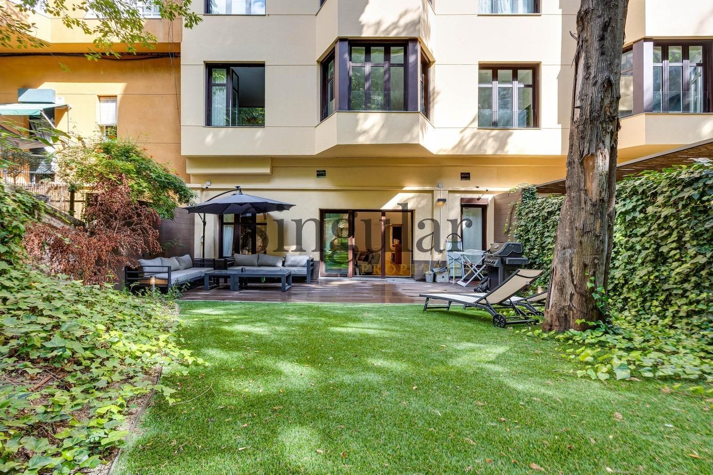 Jardí de Planta baixa en venda en  Barcelona Capital amb Calefacció i Terrassa