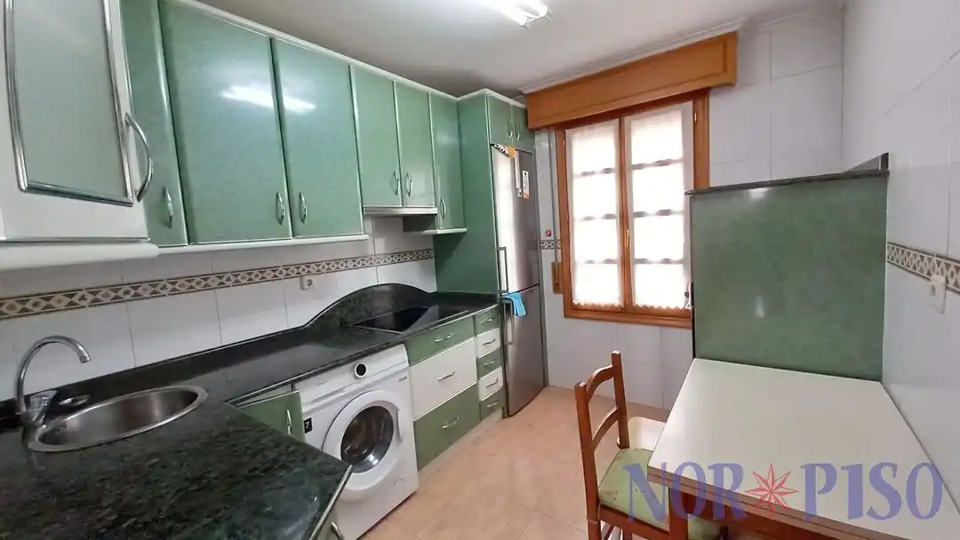 Küche von Wohnung zum Verkauf in Bilbao  mit Heizung und Balkon