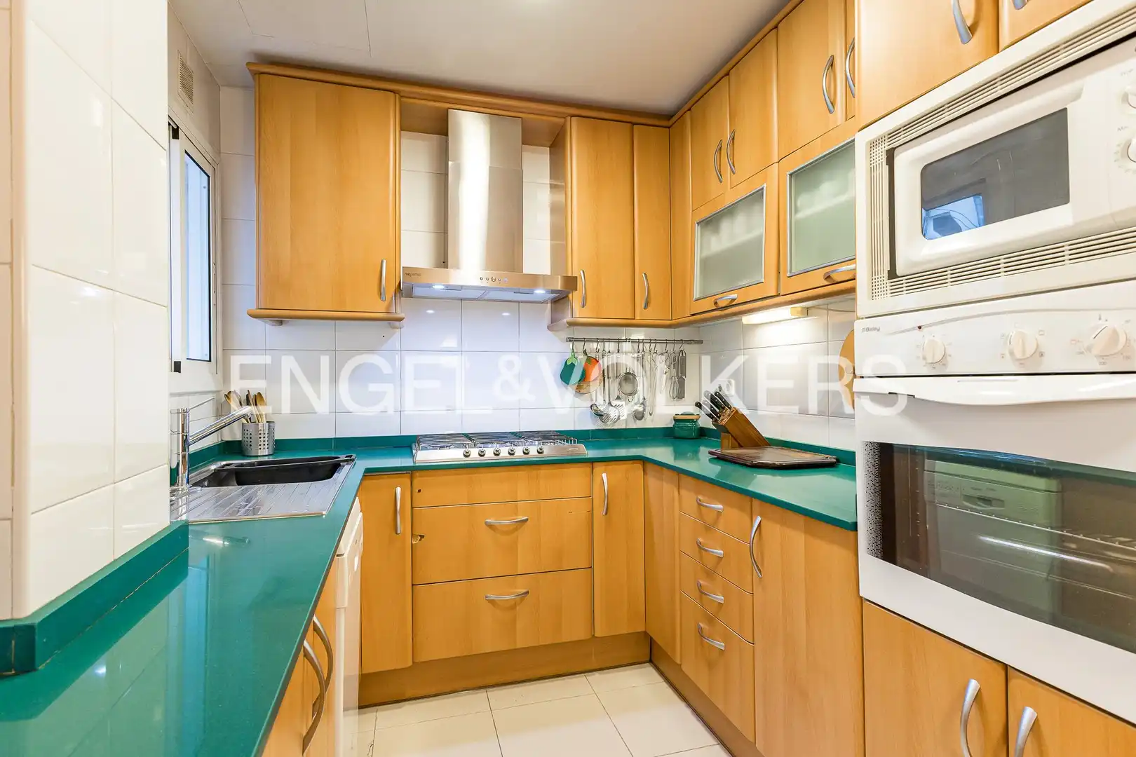 Kitchen of Flat for sale in Barcelona  with Heating and Parquet flooring