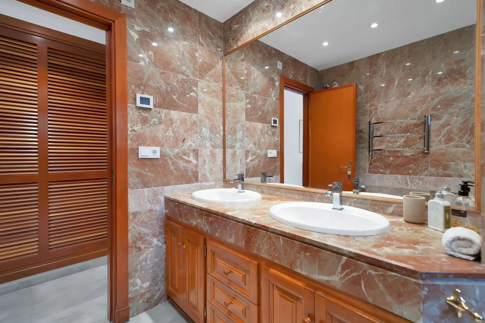Apartament amb terrassa en venda a Nueva Andalucía, imagen 9