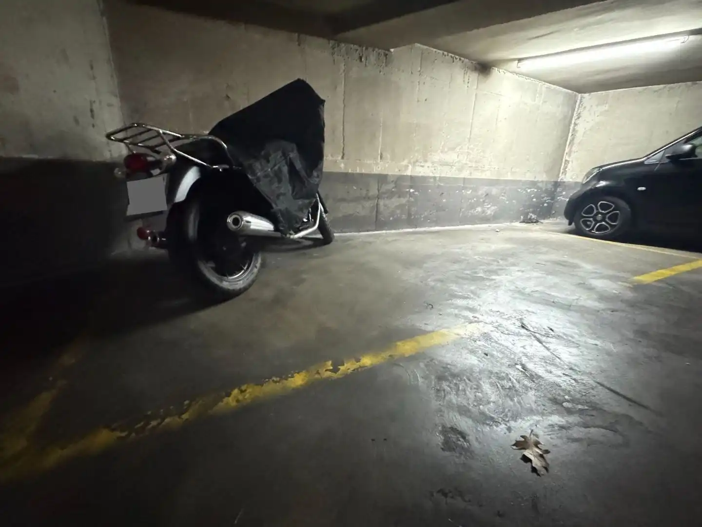 Motorradstellplatz zur Miete in Passeig Olot 20
