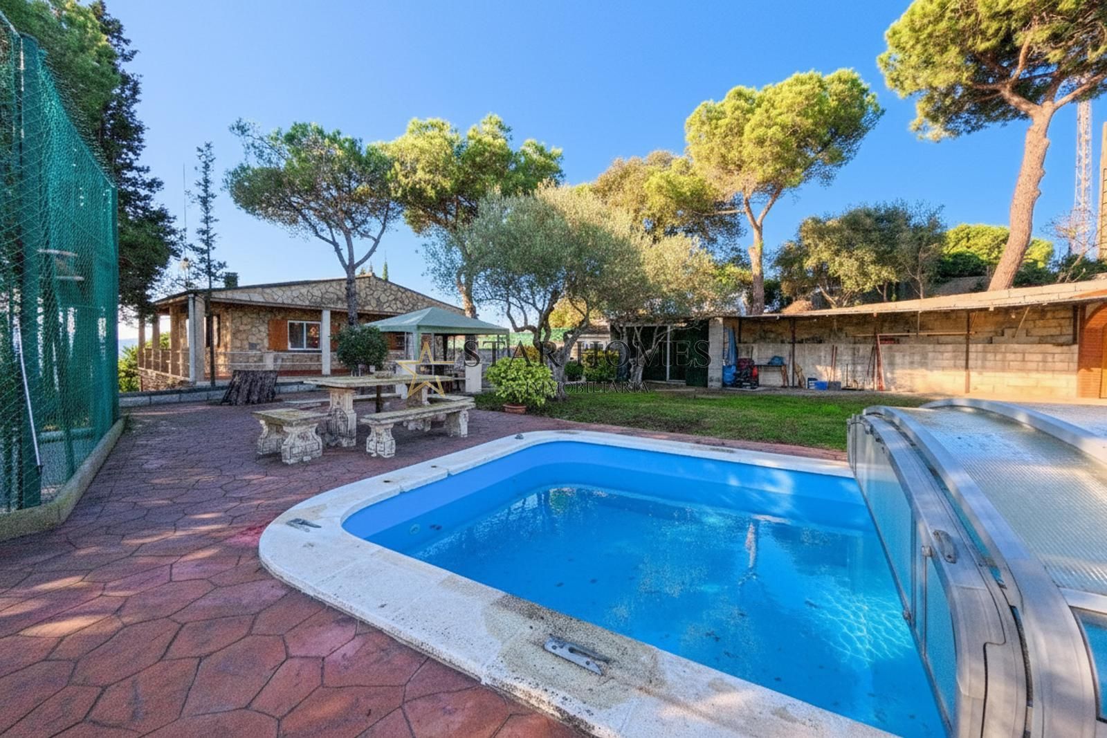 Garden of House or chalet for sale in Vilanova del Vallès  with Terrace, Storage room and Swimming Pool