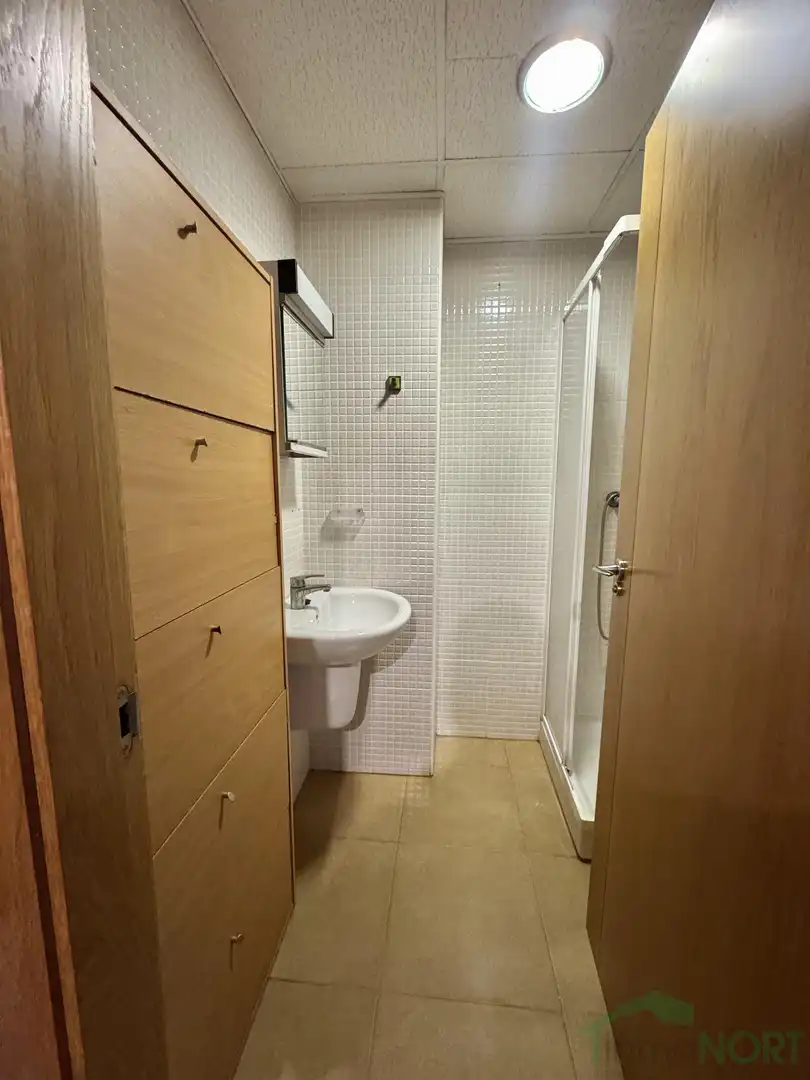 Baño de Piso en venta en Cartagena con Aire acondicionado, Calefacción y Amueblado