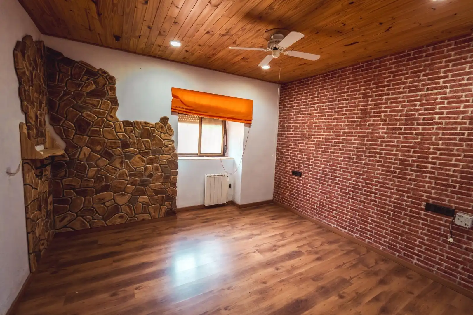Country homes for sale in Gor