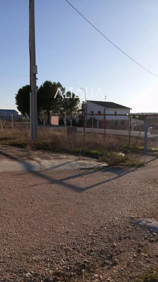 Nave industrial en venta en Osa de la Vega