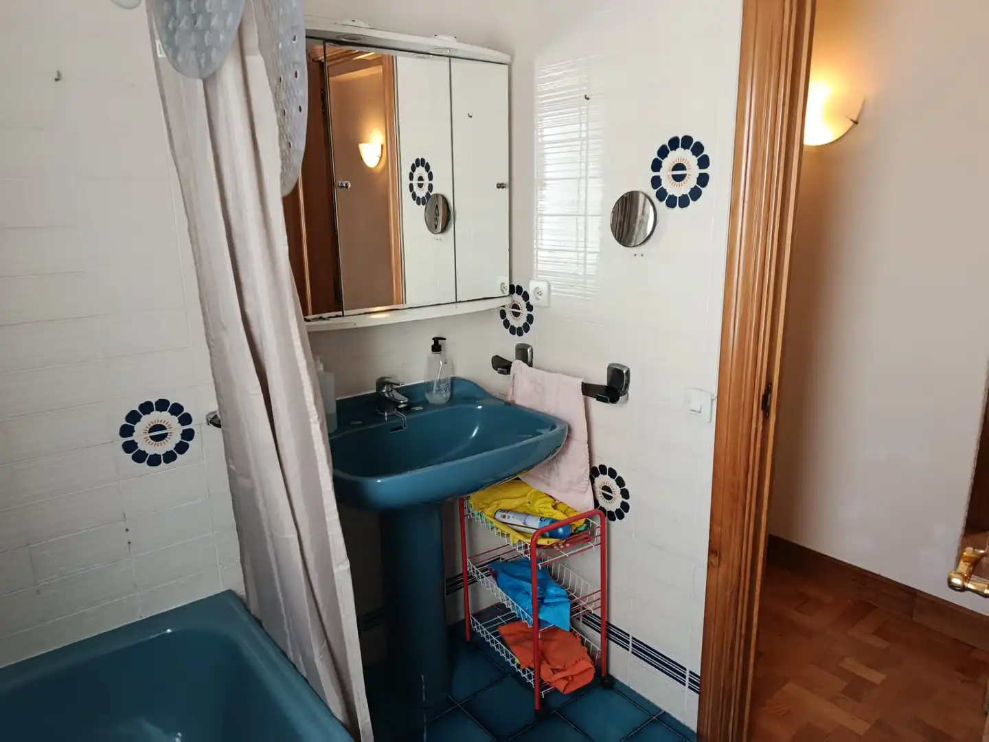 Baño de Piso de alquiler en Santander con Calefacción y Amueblado
