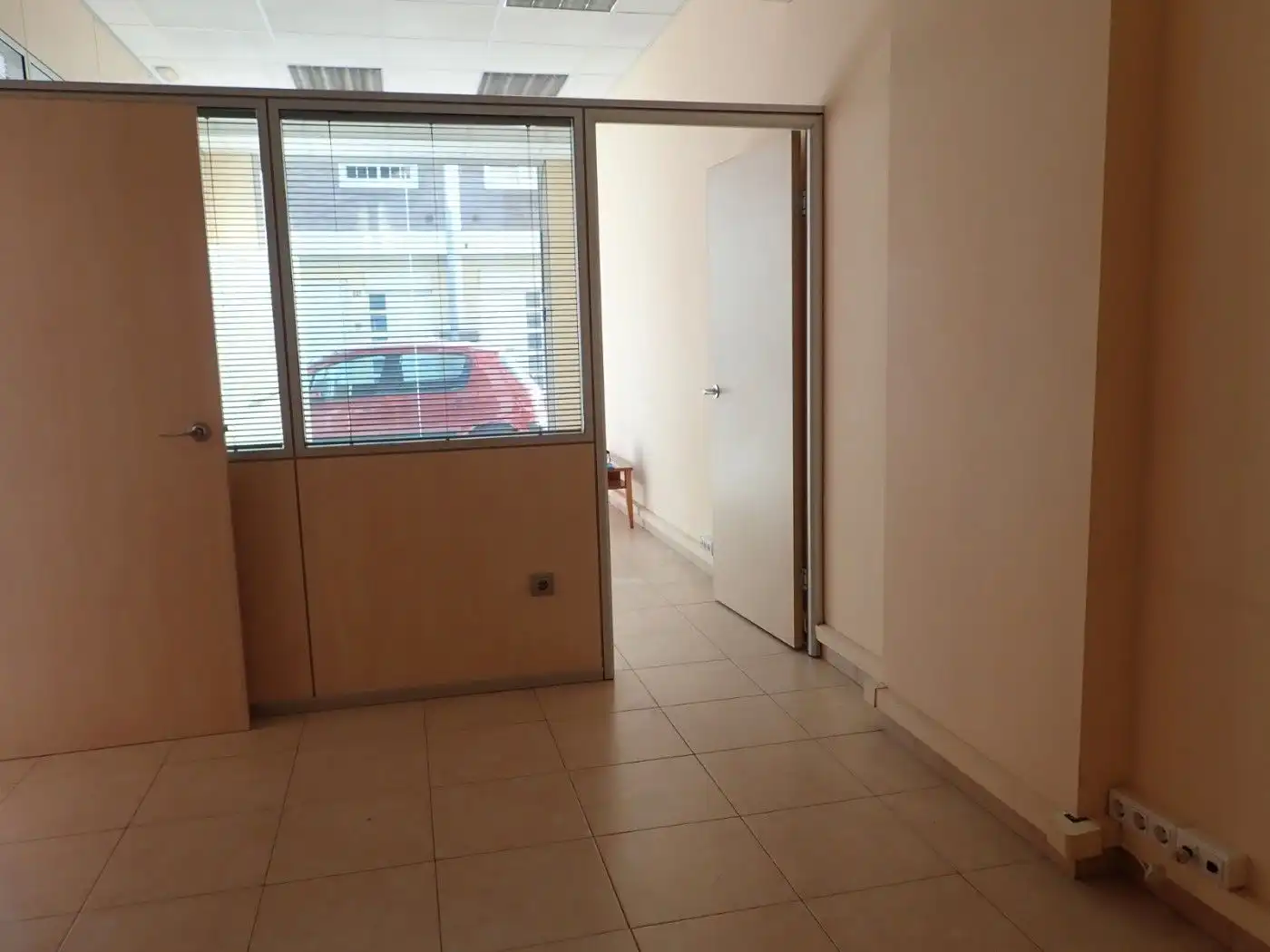 Büro zur Miete in Gavà mit Klimaanlage, Heizung und Möbliert