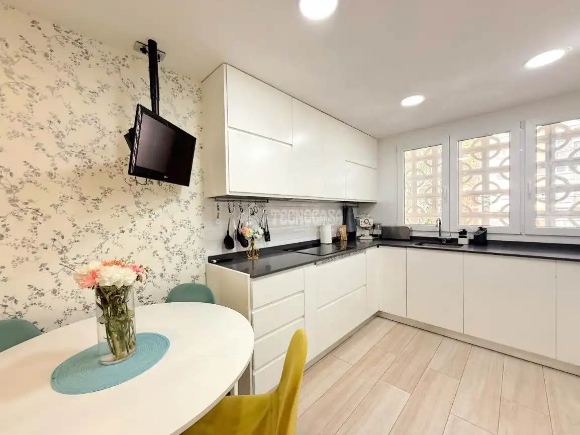 Kitchen of Flat for sale in Madrid  with Air Conditioner and Heating