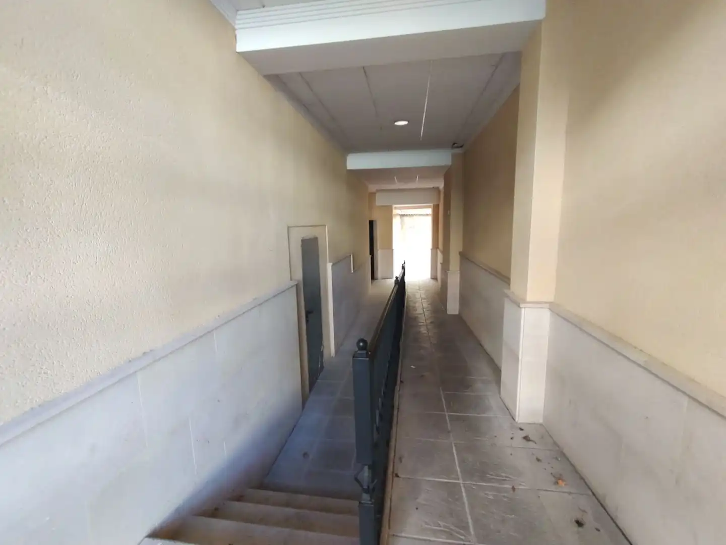 Business premises for sale in Santa Isabel 11, imagen 22