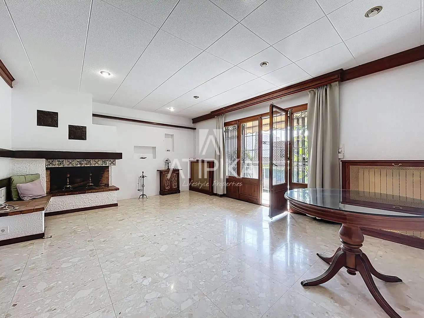 Sala d'estar de Casa o xalet en venda en Castelldefels amb Aire condicionat, Calefacció i Parquet