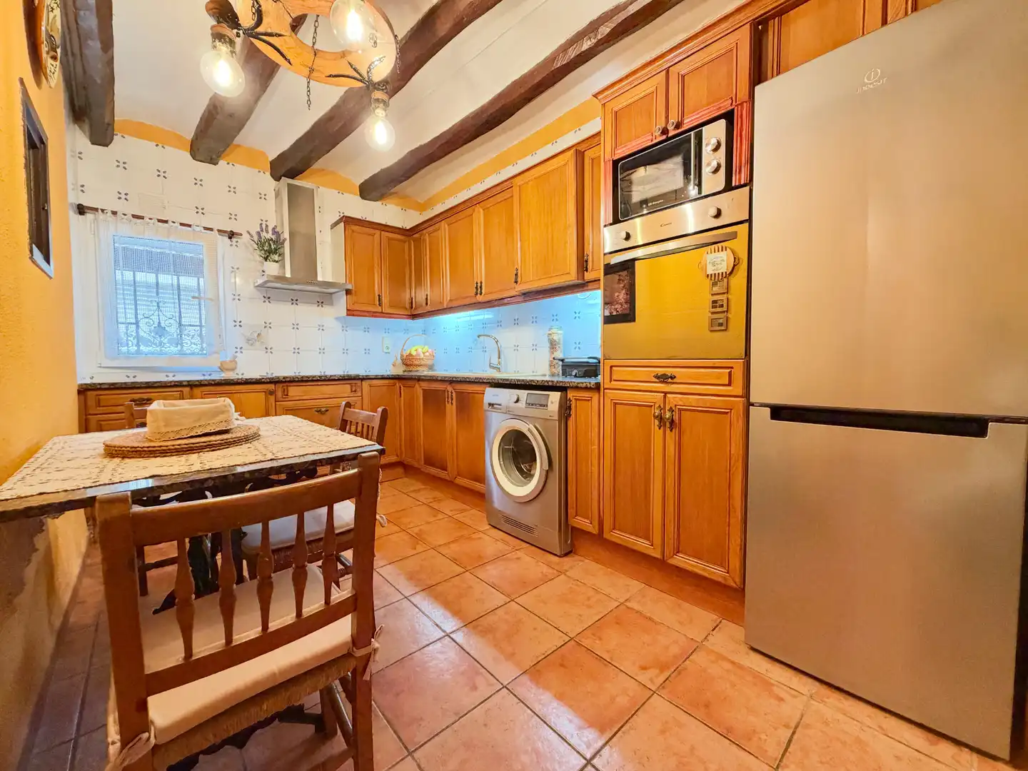 Casa pareada con terraza en venta en Carrer de la Mare de Déu, imagen 6