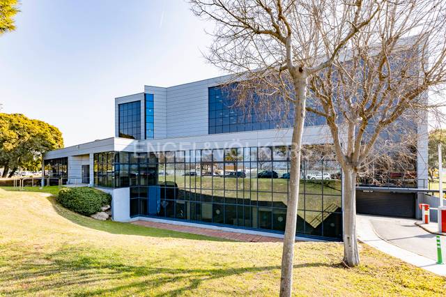 Oficina en Alquiler en Zona Industrial