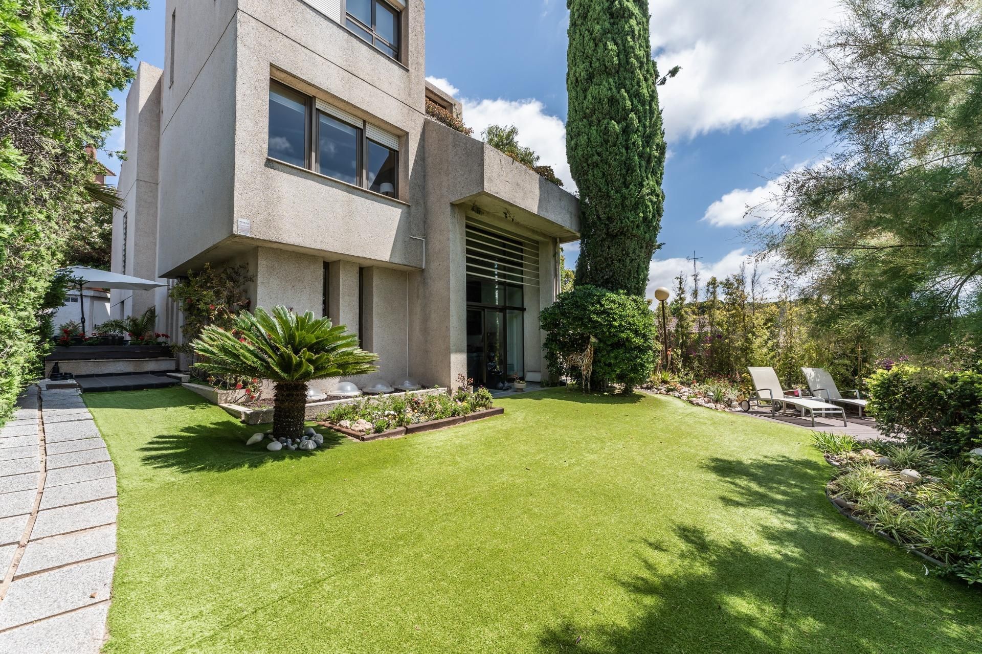Casa o xalet en venda a  EST, 31, La Miranda, Esplugues de Llobregat