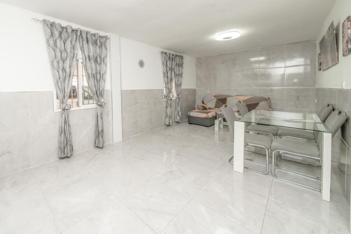 Planta baja en venta en Alicante / Alacant con Aire acondicionado, Calefacción y Trastero