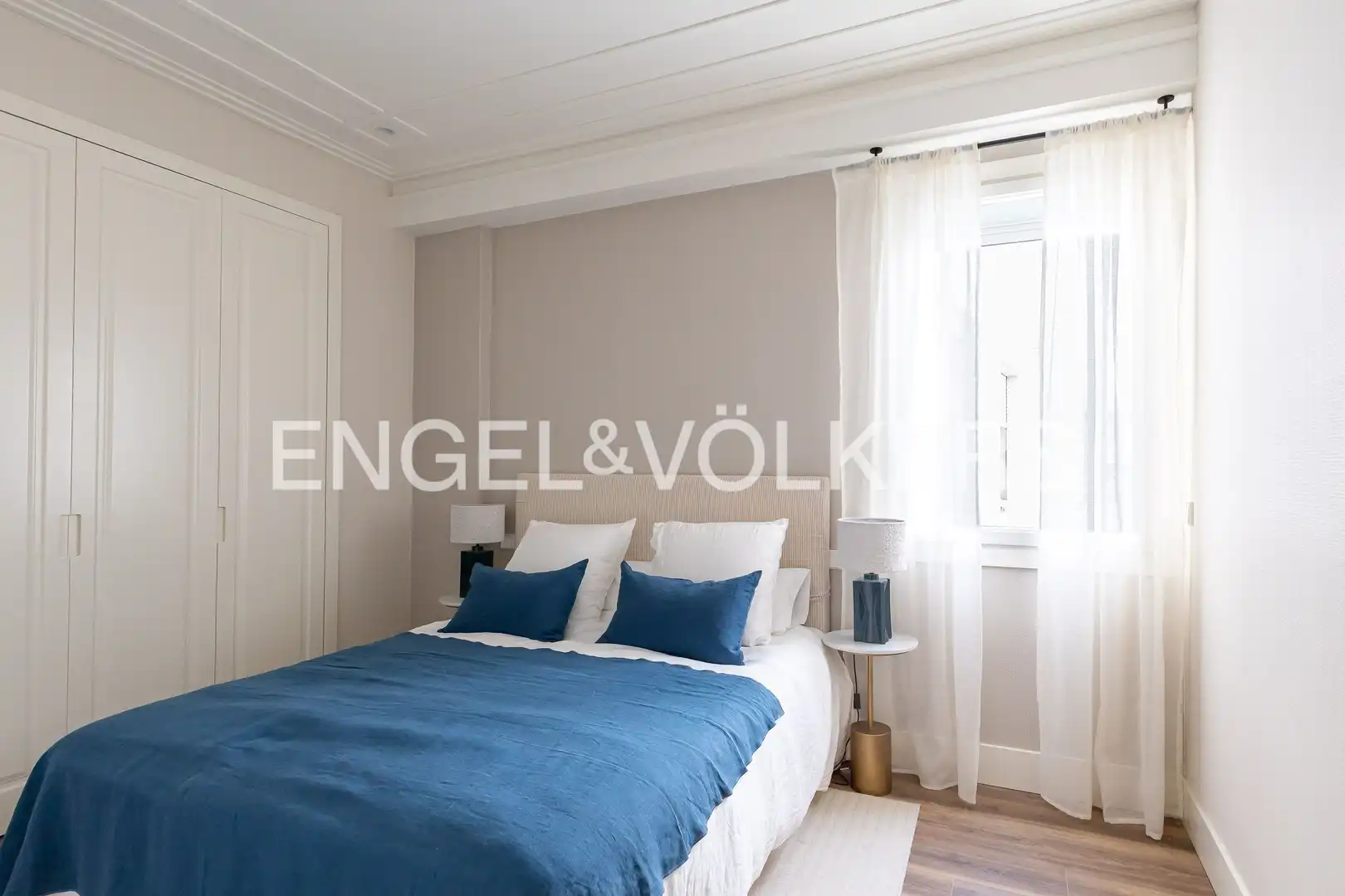 Schlafzimmer von Wohnung zum Verkauf in Madrid mit Klimaanlage, Heizung und Balkon