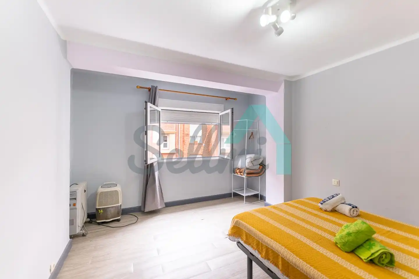 Bedroom of Flat for rent in Avilés  with Terrace and Furnished